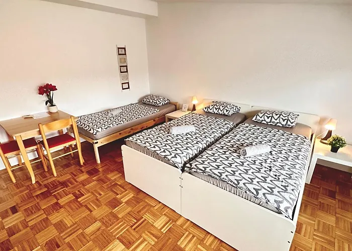 Center Station Guest house *