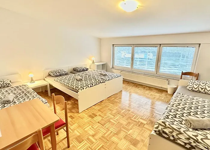 بيت ضيافة Center Station ليوبليانا